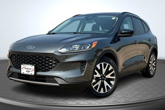 Used 2020 Ford Escape SE Sport image 1