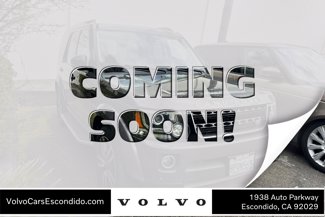 Used 2016 Land Rover LR4 Landmark Edition image 1