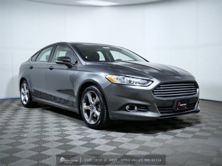 Used 2016 Ford Fusion SE w/ Equipment Group 201A image 1