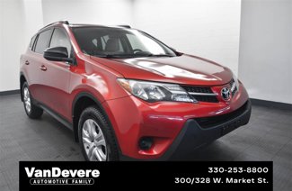Used 2013 Toyota RAV4 LE video 1
