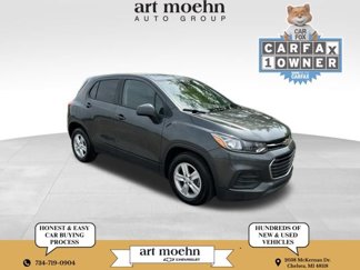 Used 2019 Chevrolet Trax LS w/ Tint and Cruise Package image 1