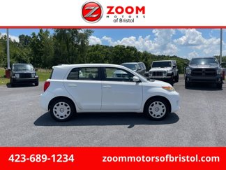 Used 2009 Scion xD image 1