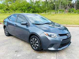 Used 2016 Toyota Corolla LE image 1