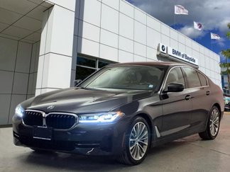 Certified 2022 BMW 530i xDrive w/ Convenience Package image 1