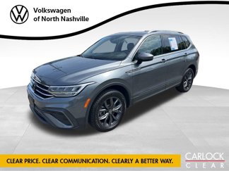 Used 2022 Volkswagen Tiguan SE w/ Panoramic Sunroof Package image 1