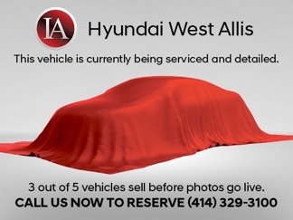 Used 2023 Hyundai Elantra SEL w/ Convenience Package image 1