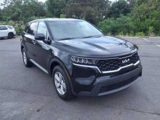 Used 2023 Kia Sorento LX image 1