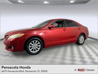 Used 2011 Toyota Camry XLE image 1