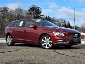 Used 2015 Volvo V60 T5 image 1
