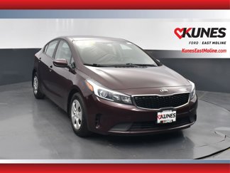 Used 2017 Kia Forte LX image 1