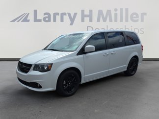 Used 2020 Dodge Grand Caravan SXT w/ Driver Convenience Group image 1