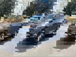 Used 2013 Toyota Highlander Limited image 1