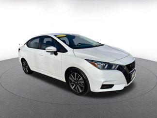 Used 2021 Nissan Versa SV image 1
