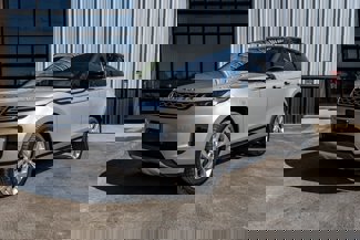 Used 2020 Land Rover Range Rover Evoque SE image 1