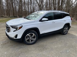 Used 2020 GMC Terrain SLT image 1