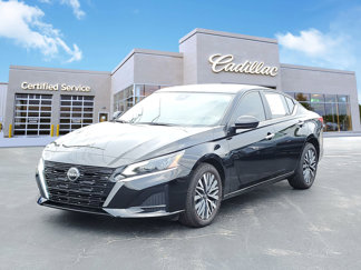 Used 2024 Nissan Altima 2.5 SV image 1