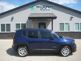 Used 2019 Jeep Renegade Latitude image 1