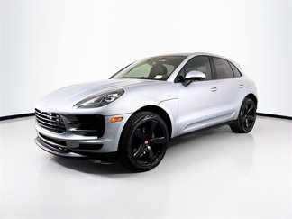 Certified 2020 Porsche Macan image 1