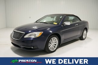 Used 2014 Chrysler 200 Limited image 1