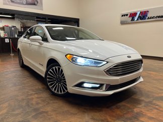 Used 2017 Ford Fusion Titanium image 1