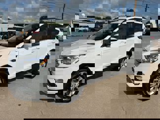Used 2019 Ford Escape SEL image 1