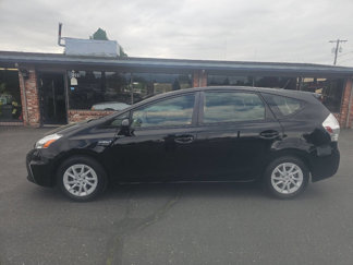 Used 2014 Toyota Prius V Five image 1