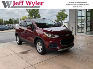 Used 2022 Chevrolet Trax LT w/ LT Convenience Package image 1