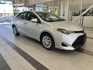 Used 2018 Toyota Corolla LE image 1