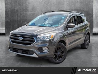 Used 2018 Ford Escape SE w/ Ford Safe & Smart Package image 1