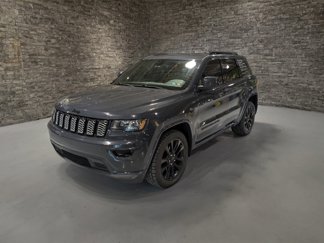 Used 2018 Jeep Grand Cherokee Altitude image 1