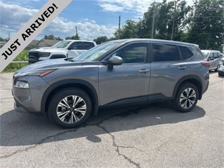 Used 2023 Nissan Rogue SV image 1