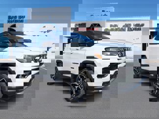 New 2025 Jeep Compass Limited image 1