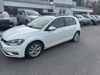 Used 2018 Volkswagen Golf SE image 1