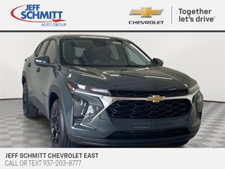 New 2025 Chevrolet Trax LS w/ LS Convenience Package image 1