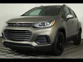 Used 2022 Chevrolet Trax LT w/ Premium Seat Package image 1