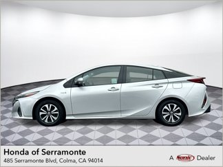 Used 2018 Toyota Prius Prime Premium image 1