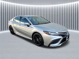 Used 2021 Toyota Camry XSE image 1