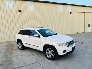 Used 2011 Jeep Grand Cherokee Overland image 1