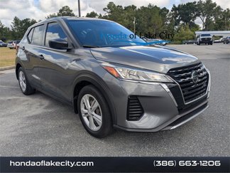 Used 2021 Nissan Kicks S image 1