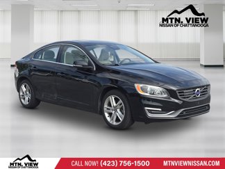 Used 2015 Volvo S60 T5 Platinum image 1