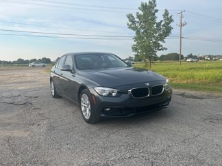 Used 2017 BMW 320i xDrive Sedan image 1
