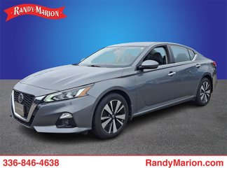 Used 2019 Nissan Altima 2.5 SV image 1