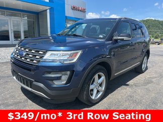 Used 2017 Ford Explorer XLT image 1