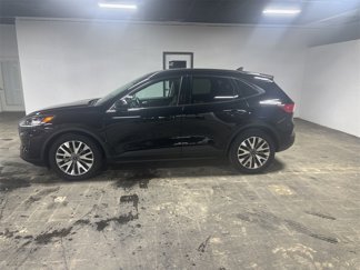 Used 2021 Ford Escape Titanium image 1