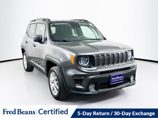 Used 2021 Jeep Renegade Latitude w/ Luxury Group I image 1