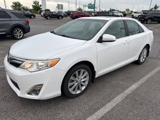 Used 2013 Toyota Camry XLE image 1