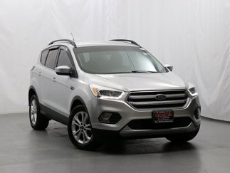 Used 2017 Ford Escape SE w/ Equipment Group 201A image 1