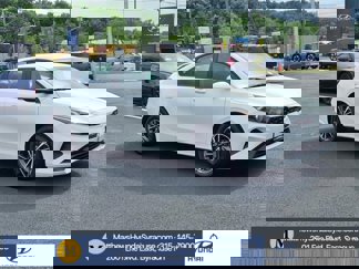 Used 2022 Kia Forte LXS image 1
