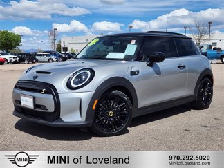 Used 2024 MINI Cooper SE image 1