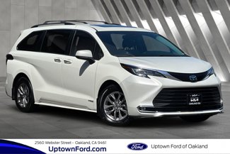 Used 2021 Toyota Sienna XLE image 1